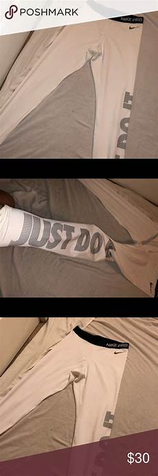 White Nike Leggings